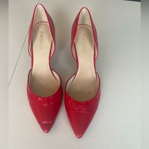 JENN ARDOR Red with Patent Leather trim Women's Pumps Low kitten Heel Pumps Sz 9